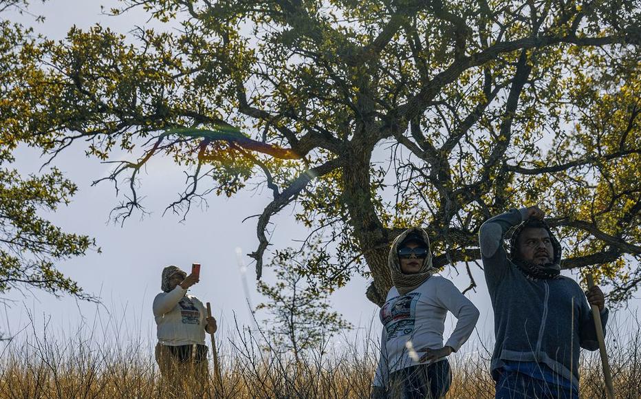 A search for family members gone missing in Sonora, Mexico. © Andrea Godínez